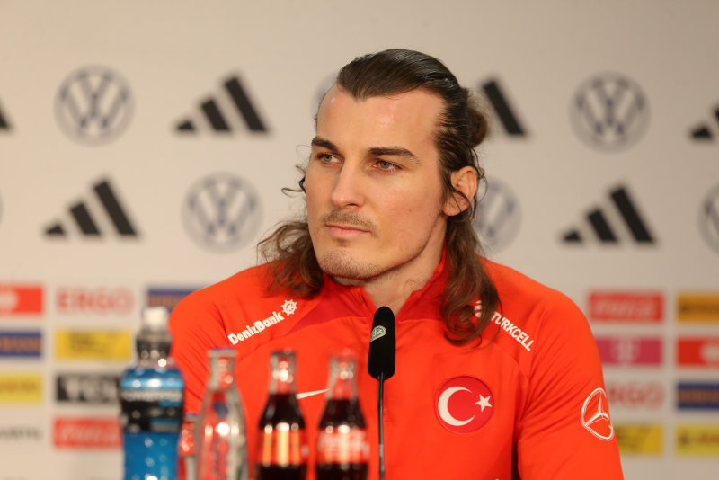 TRANSFER HABERİ: Çağlar Söyüncü’den flaş Fenerbahçe kararı!