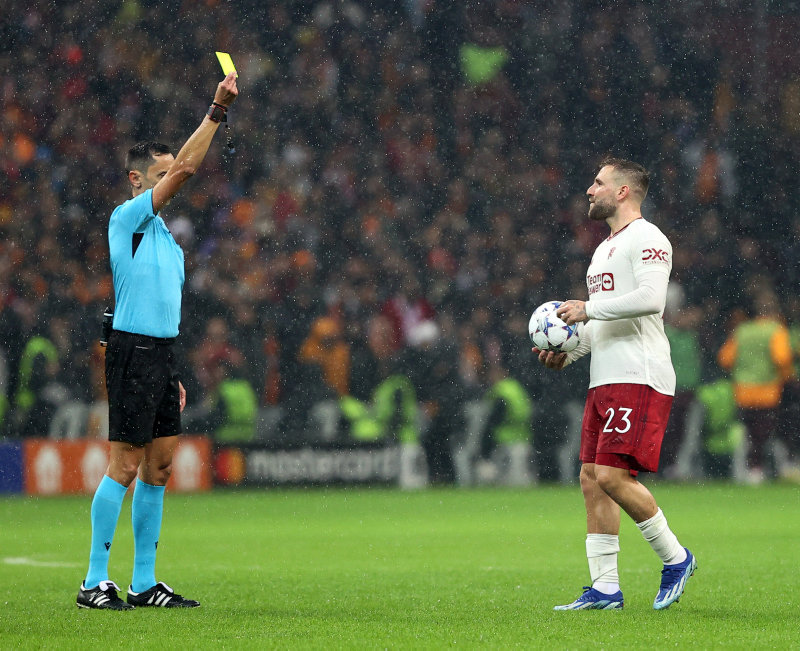 Spor yazarları Galatasaray - Manchester United maçını yorumladı!