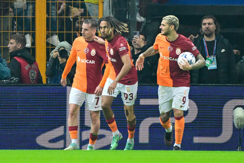 Spor yazarları Galatasaray - Manchester United maçını yorumladı!