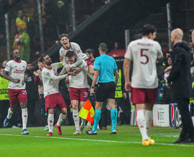 Spor yazarları Galatasaray - Manchester United maçını yorumladı!