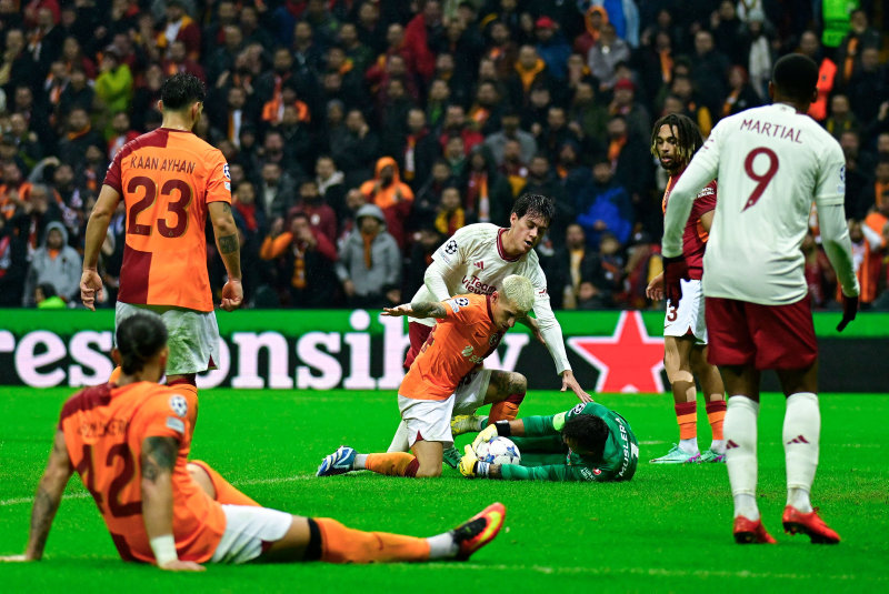 Spor yazarları Galatasaray - Manchester United maçını yorumladı!