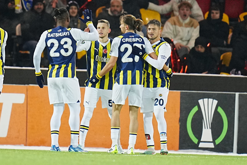 İsmail Kartal’dan flaş karar! İşte Fenerbahçe’nin Sivasspor maçı 11’i