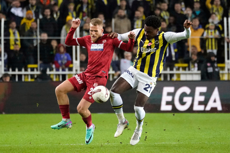 Spor yazarları Fenerbahçe - EMS Yapı Sivasspor maçını yorumladı!