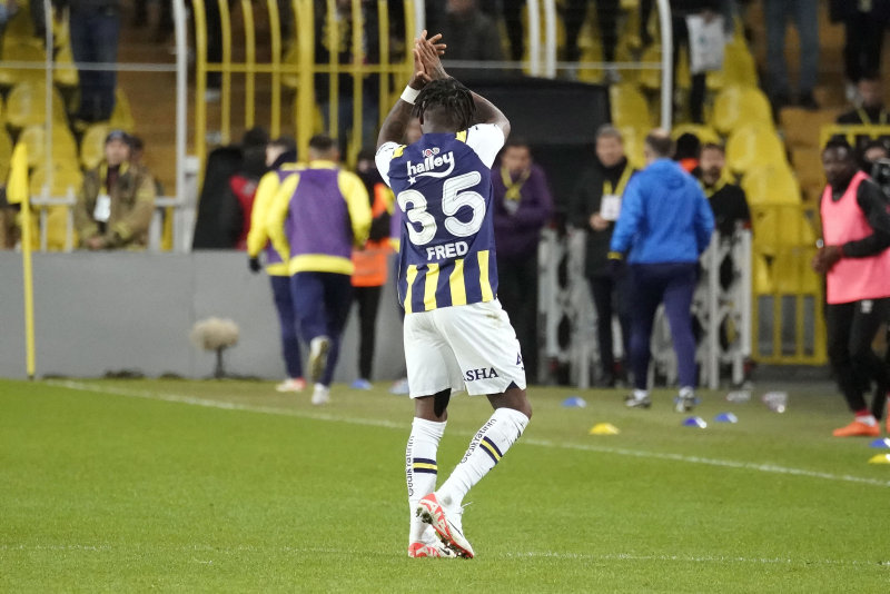Fenerbahçe’ye kötü haber! Derbide forma giyemeyecek