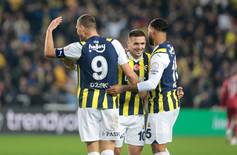TRANSFER HABERİ | Fenerbahçe’den stopere sürpriz yerli transfer! Herkes Brezilyalı yıldızı beklerken...