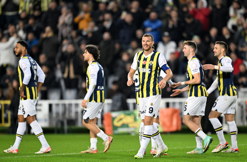 TRANSFER HABERİ | Fenerbahçe’den stopere sürpriz yerli transfer! Herkes Brezilyalı yıldızı beklerken...