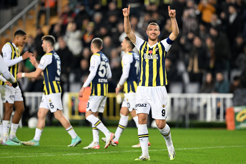Fenerbahçe’den flaş hamle! 1 ayrılık 2 transfer