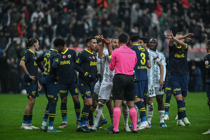 Ahmet Çakar’dan flaş derbi yorumu! Yüzyılın skandal maçı...