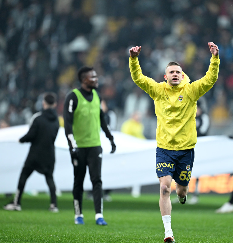 TRANSFER HABERLERİ | Fenerbahçe’li Sebastian Szymanski Avrupa devlerinin yakın markajında!