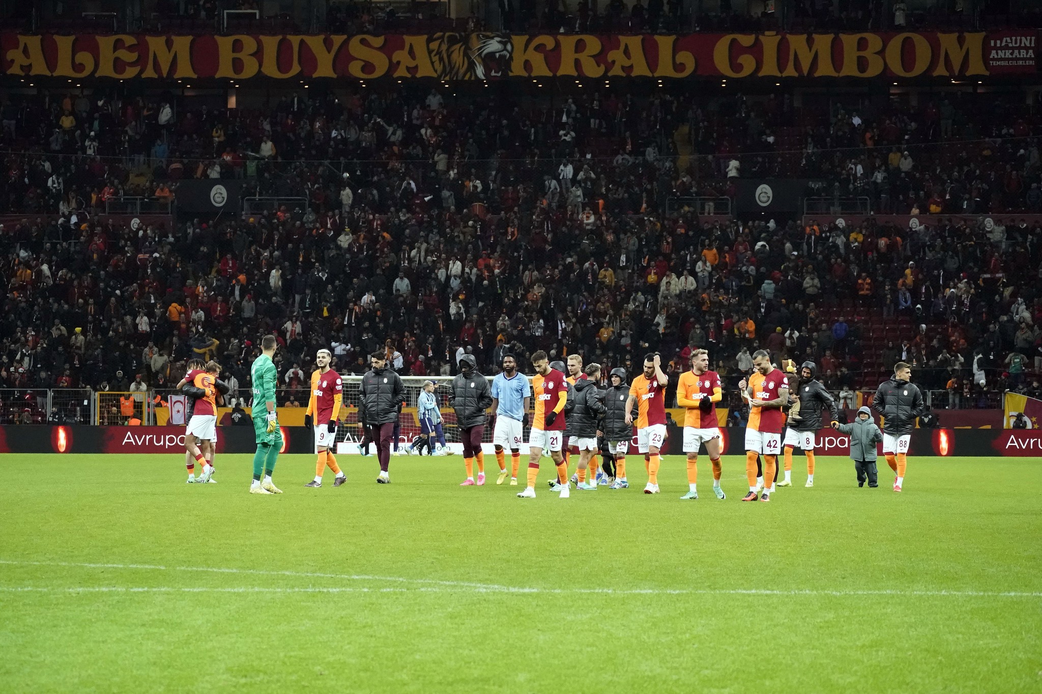Galatasaray Şampiyonlar Ligi’nde nasıl son 16’ya kalır! İşte tüm ihtimaller...