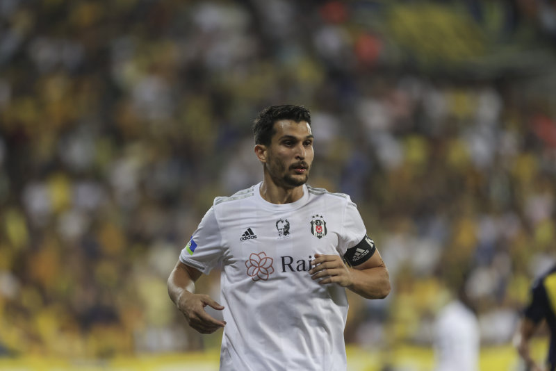 Beşiktaş’tan Necip Uysal kararı! Kontratı...