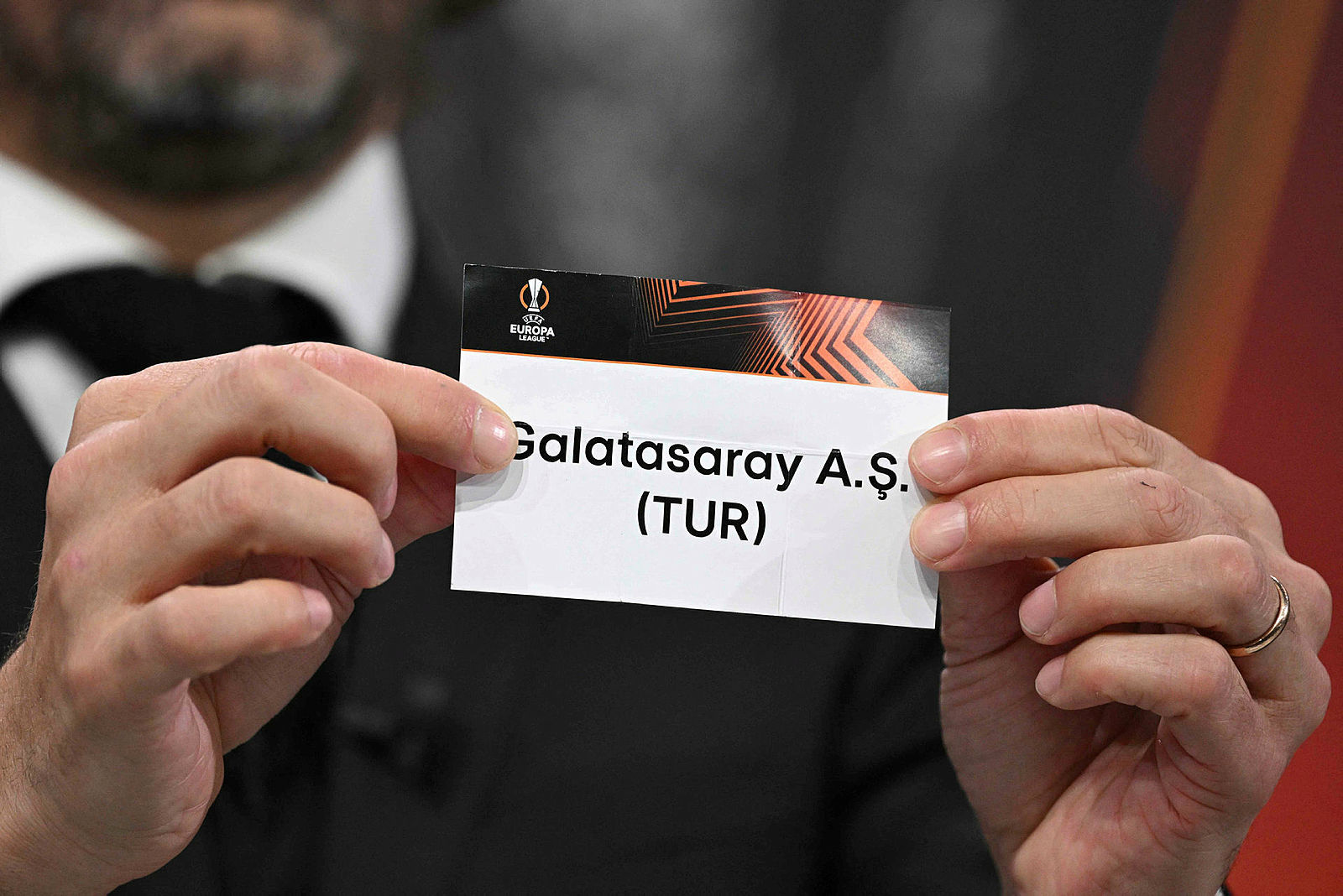 UEFA Avrupa Ligi’nde favoriler belli oldu! Galatasaray’ın şansı...