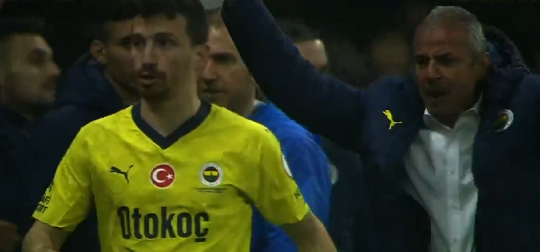 İsmail Kartal’dan Mert Hakan Yandaş’a kırmızı kart tepkisi! İşte o anlar...