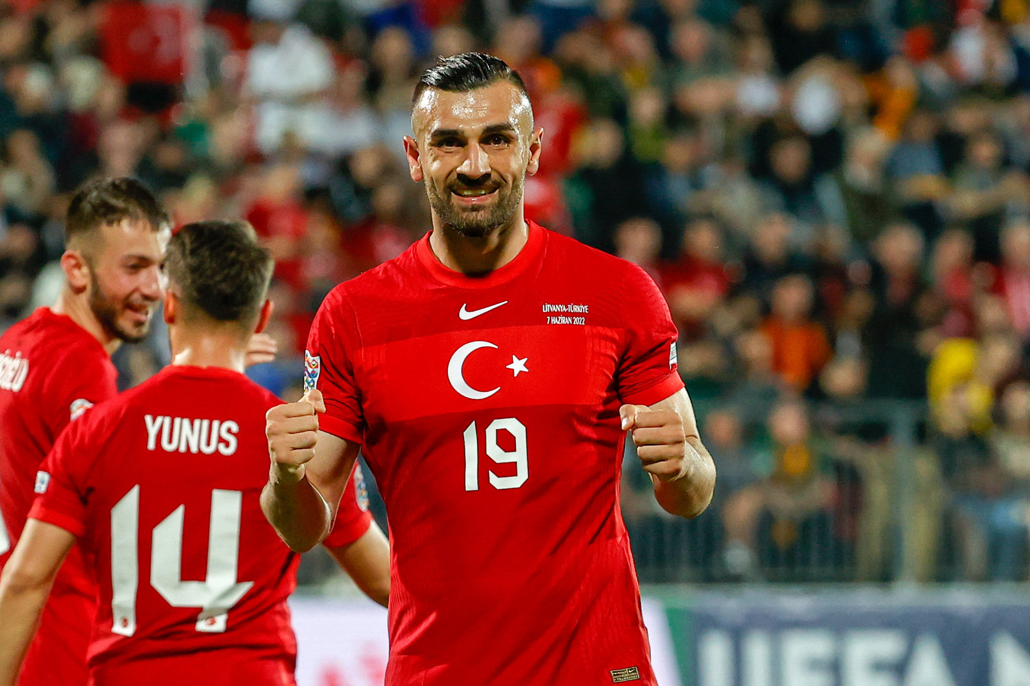 Serdar Dursun’dan derbi ve şampiyonluk tahmini! Favorim...