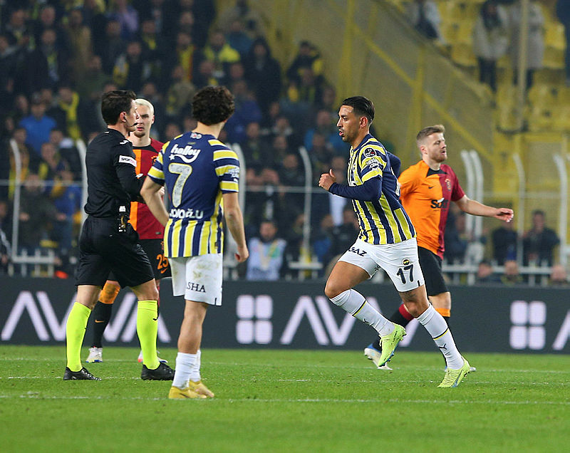 Kadıköy’de dev düello! İşte Fenerbahçe-Galatasaray derbisi muhtemel 11’leri