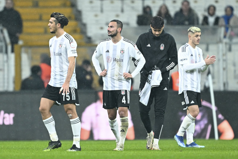 Spor yazarlarından Beşiktaş - Corendon Alanyaspor maçı değerlendirmesi