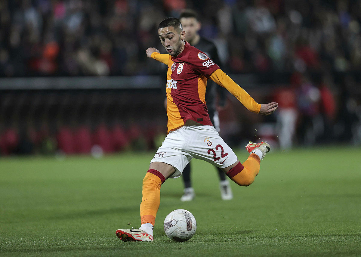 Kadıköy’de nefes kesecek derbi! İşte Fenerbahçe - Galatasaray maçının 11’leri