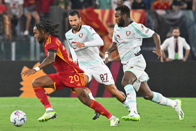 Portekizli yıldız Galatasaray’a önerildi! Takımından ayrılacak