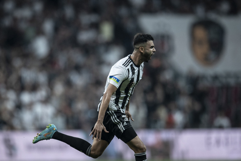 BEŞİKTAŞ HABERİ: Rachid Ghezzal takımdan ayrılacak mı? İşte son durumu