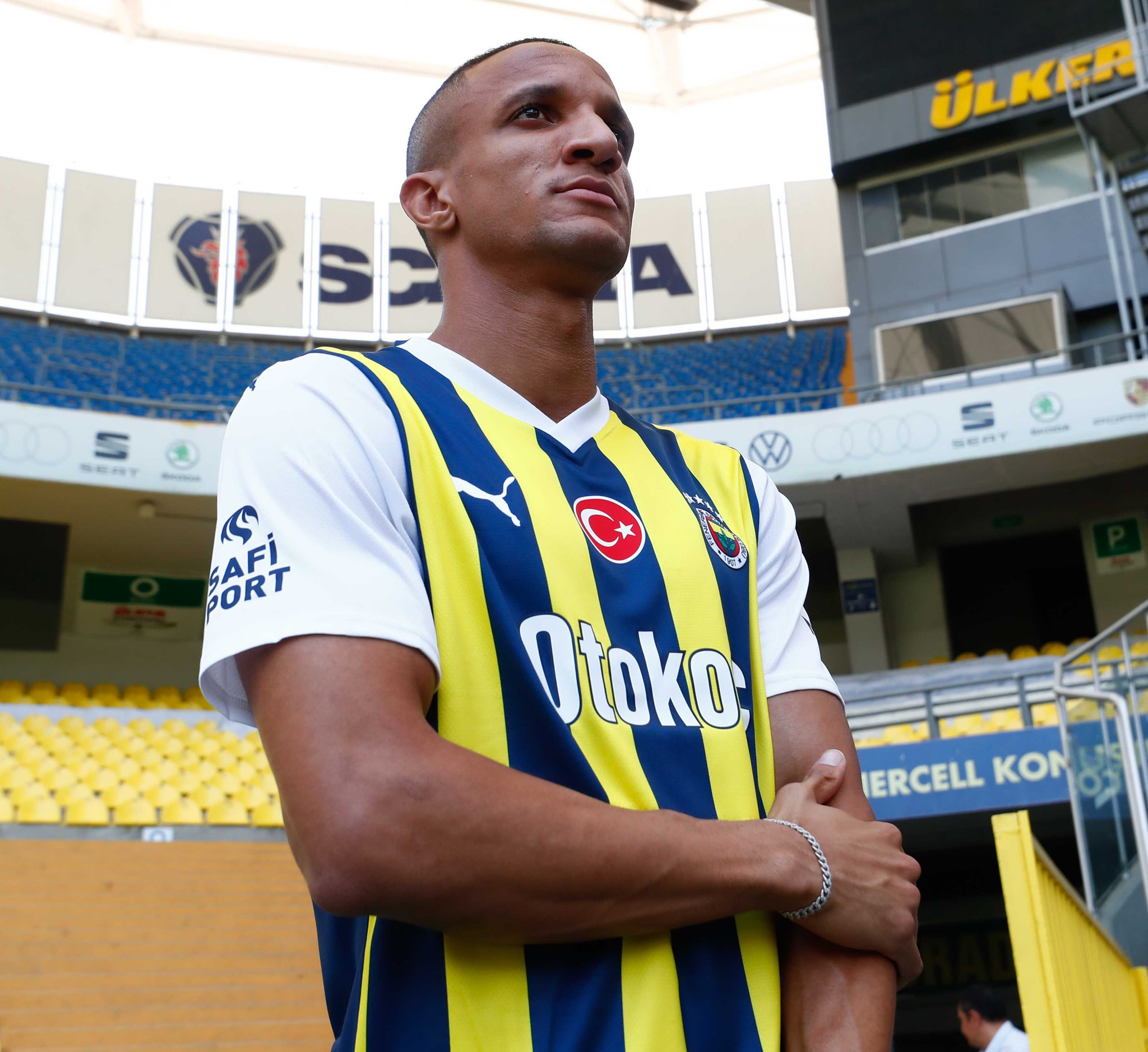 Fenerbahçe’ye Becao müjdesi! Resmen açıklandı