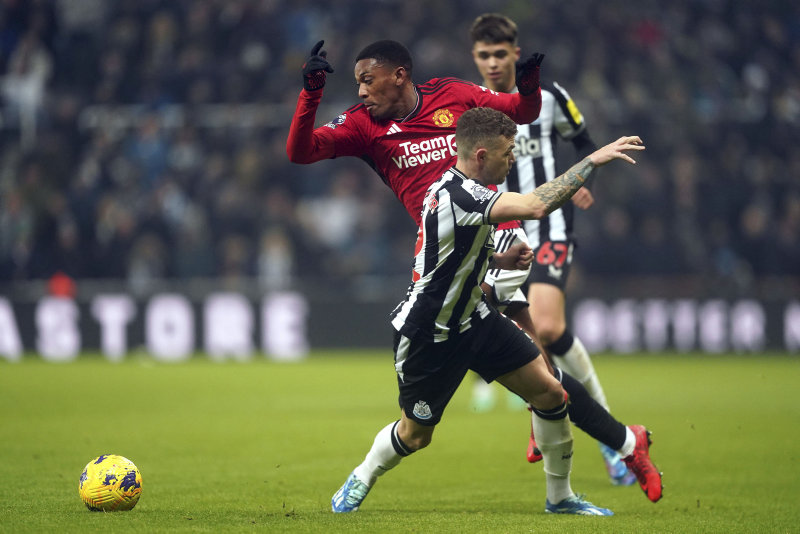 TRANSFER HABERLERİ - Fenerbahçe’ye transferde İtalyan rakip!