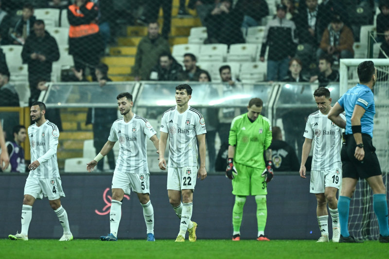 Ömer Üründül Beşiktaş - Kasımpaşa maçı sonrası yıldız isimleri eleştirdi! Büyük düşüş içinde