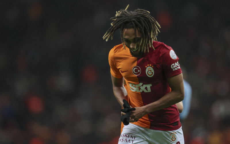 TRANSFER HABERİ: Galatasaray’da flaş Sacha Boey kararı! Okan Buruk...