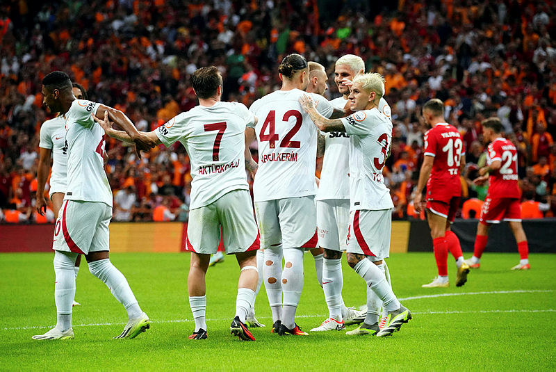 Leander Dendoncker transfer kararını verdi! Galatasaray...
