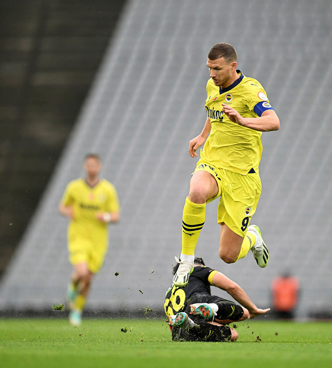 İsmail Kartal’dan sürpriz karar! İşte Fenerbahçe’nin Konyaspor maçı 11’i