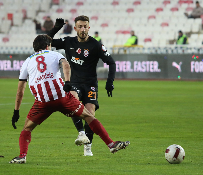 Spor yazarları Sivasspor - Galatasaray maçını değerlendirdi! Bu durumun sorumlusu...