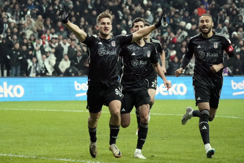 Spor yazarları Beşiktaş - Fatih Karagümrük maçını değerlendirdi! Beşiktaş çok iyi bir oyuncu kazandı