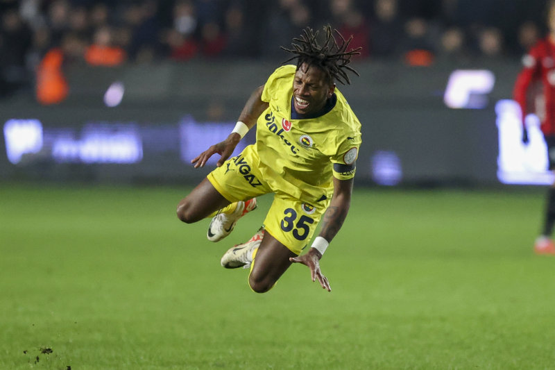Fenerbahçe’de Fred’e sürpriz transfer teklifi!