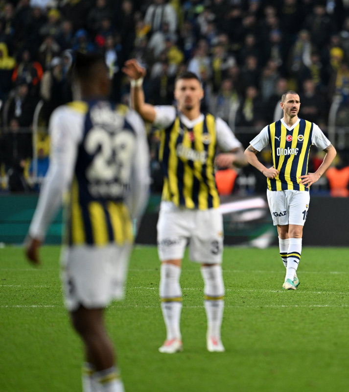 TRANSFER HABERİ: Fenerbahçe’de tam 5 ayrılık birden! Samsun maçı sonrası...