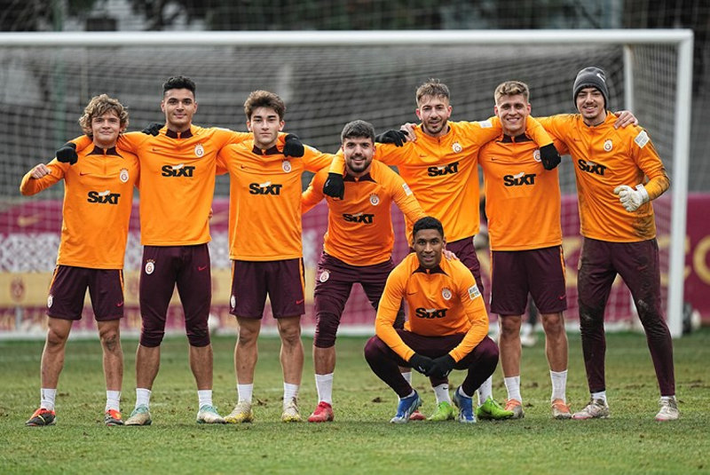 TRANSFER HABERİ - Galatasaray’da ayrılık vakti! Yıldız isim takımdan yolcu