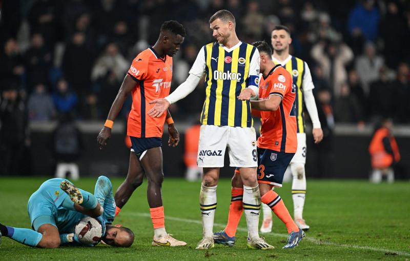 Spor yazarları RAMS Başakşehir - Fenerbahçe maçını yorumladı!