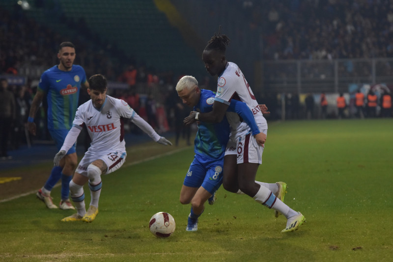 Spor yazarları Çaykur Rizespor - Trabzonspor maçını değerlendirdi!