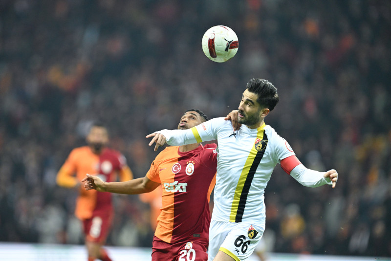 Spor yazarları Galatasaray - İstanbulspor maçını yorumladı!