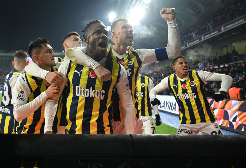 TRANSFER HABERLERİ: Fenerbahçe’nin Saldanha ısrarı! İşte teklif edilecek rakam