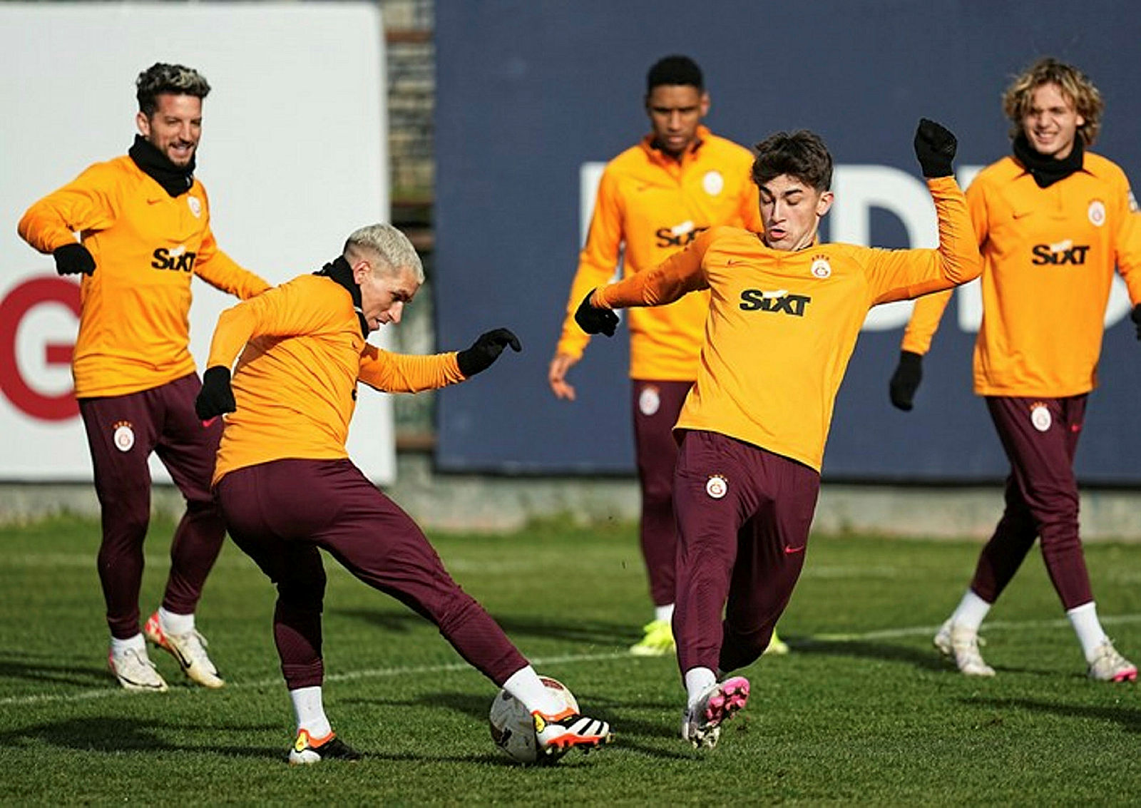 GALATASARAY TRANSFER HABERİ | Bonservisini duyurdu! Angelino İtalyan devine gidiyor