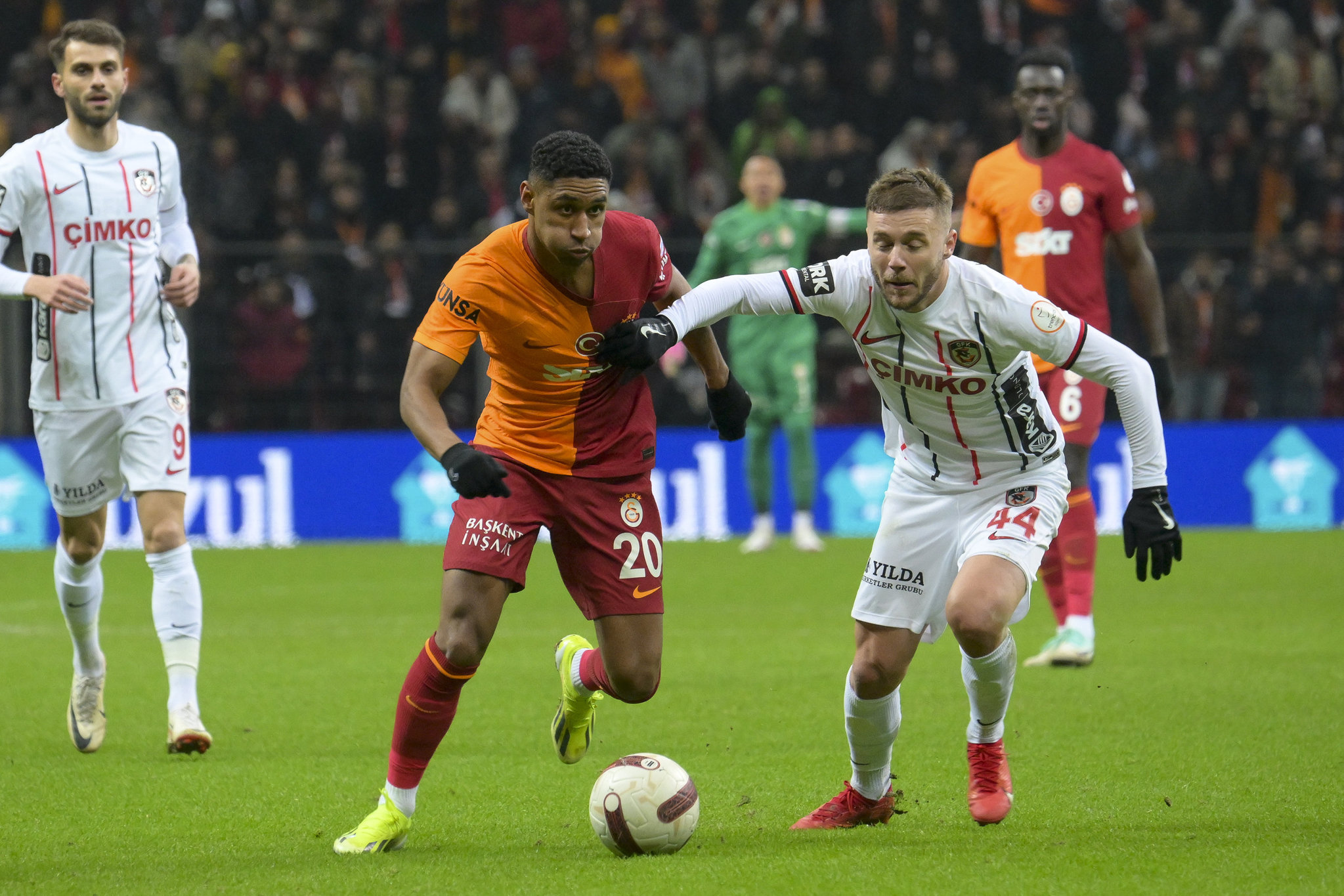 Spor yazarları Galatasaray - Gaziantep FK maçını yorumladı!