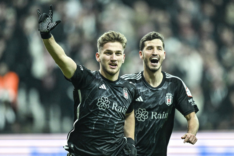 BEŞİKTAŞ TRANSFER HABERİ - Avrupa’nın gözü Semih Kılıçsoy’un üzerinde! Devlerin listesine girdi