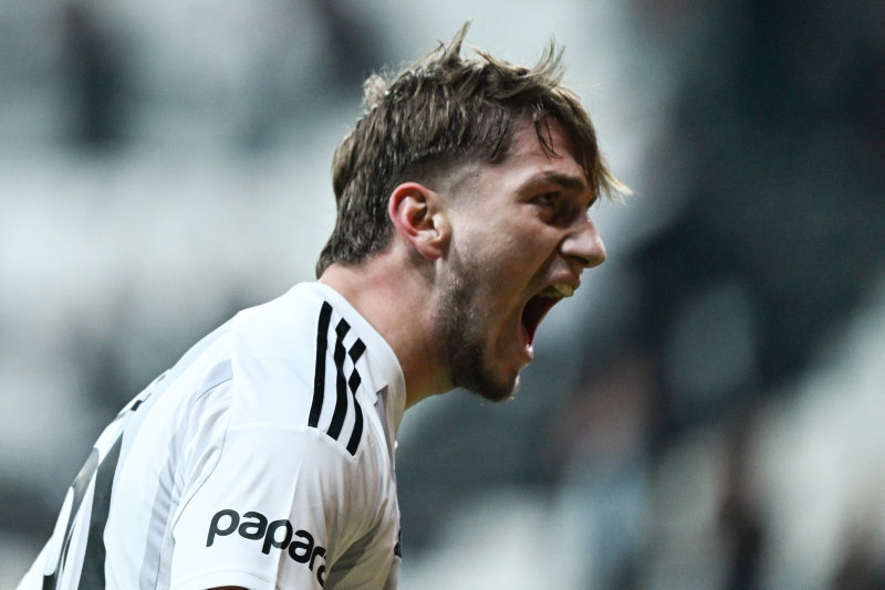 BEŞİKTAŞ TRANSFER HABERİ - Avrupa’nın gözü Semih Kılıçsoy’un üzerinde! Devlerin listesine girdi