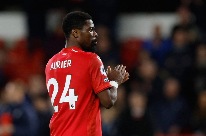 Galatasaray’a Serge Aurier transferinde büyük şok! Anlaşma direkten döndü
