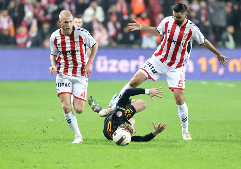 Spor yazarları Samsunspor - Galatasaray maçını değerlendirdi! O isim standartının altında kaldı
