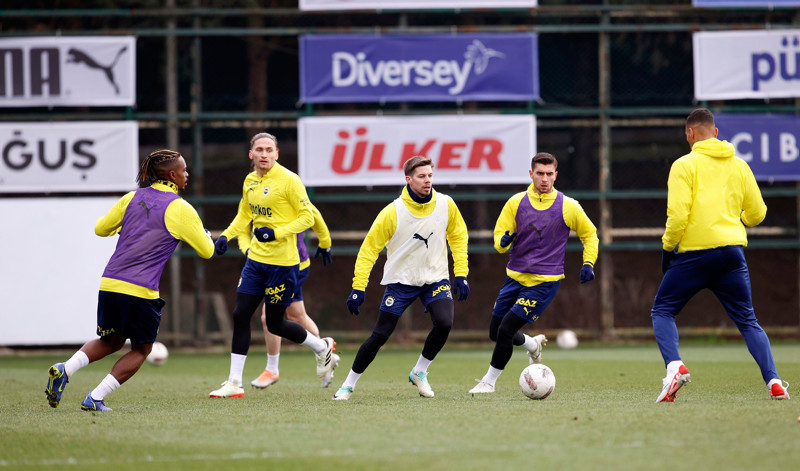 Yıldız isim Fenerbahçe’ye dönüyor! Transfer an meselesi