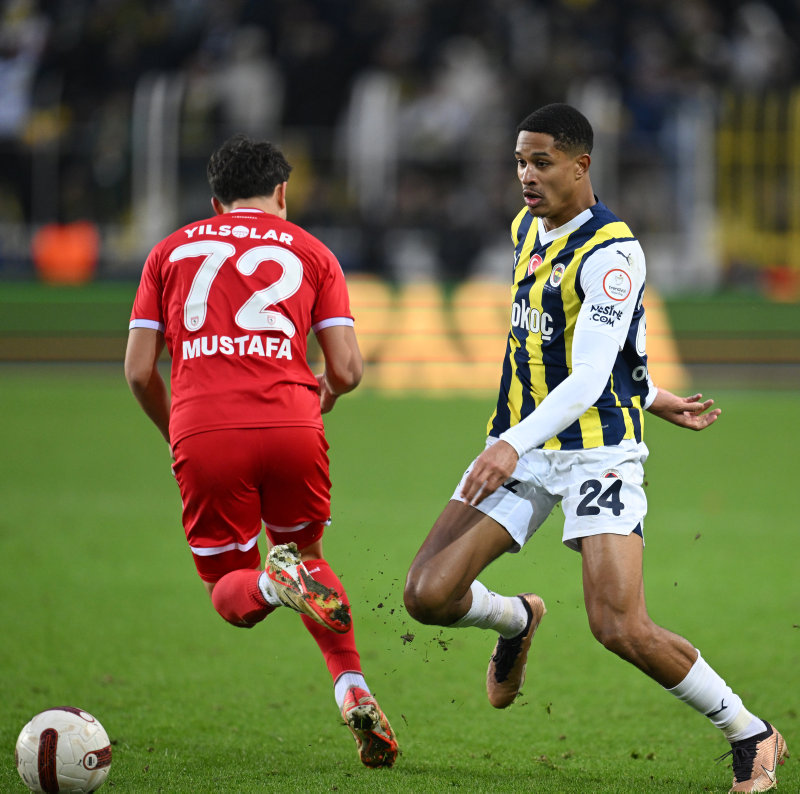 TRANSFER HABERİ - Avrupa devleri peşinde! Fenerbahçe’nin yıldız ismi paylaşılamıyor