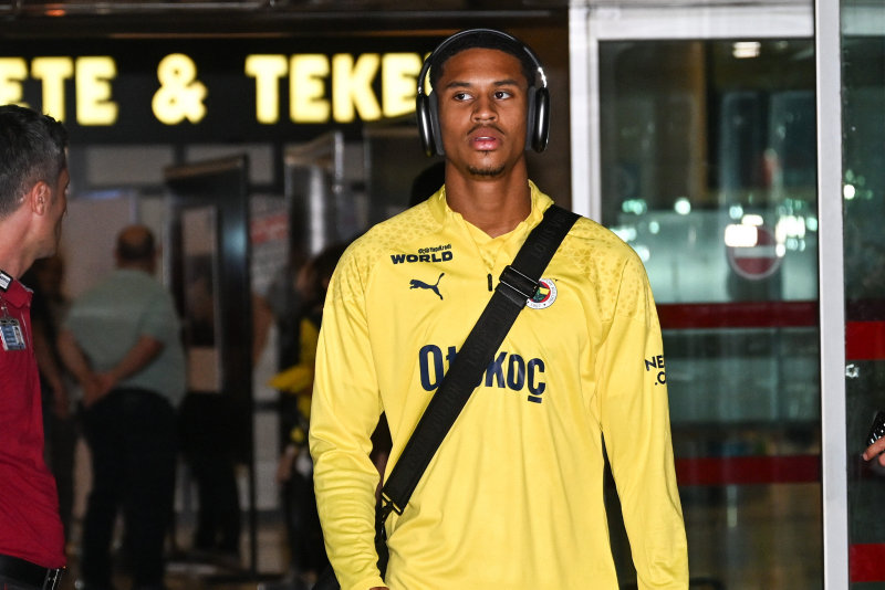 TRANSFER HABERİ - Avrupa devleri peşinde! Fenerbahçe’nin yıldız ismi paylaşılamıyor
