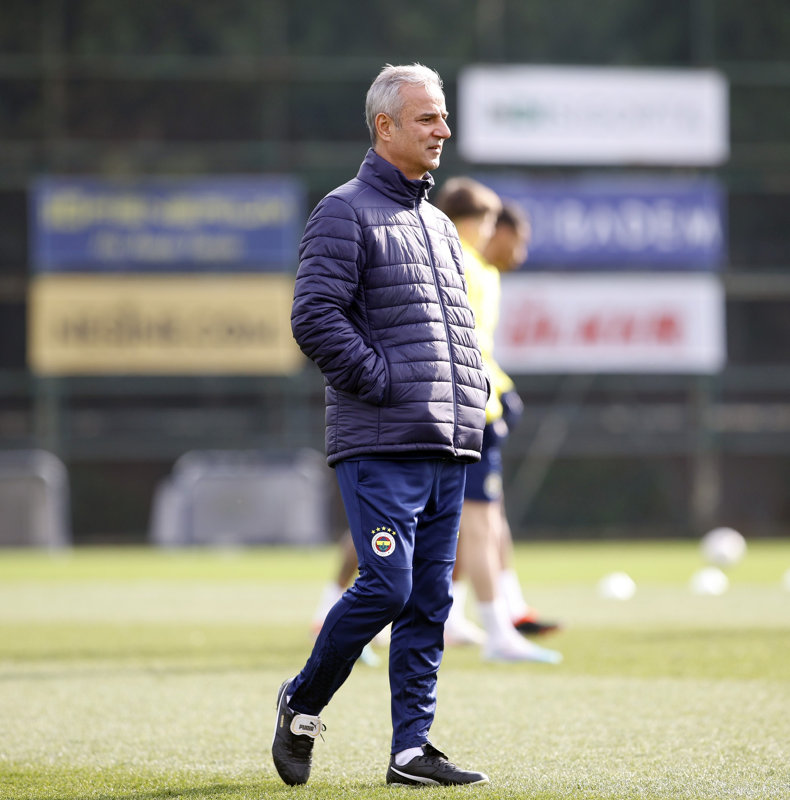 TRANSFER HABERİ - Avrupa devleri peşinde! Fenerbahçe’nin yıldız ismi paylaşılamıyor