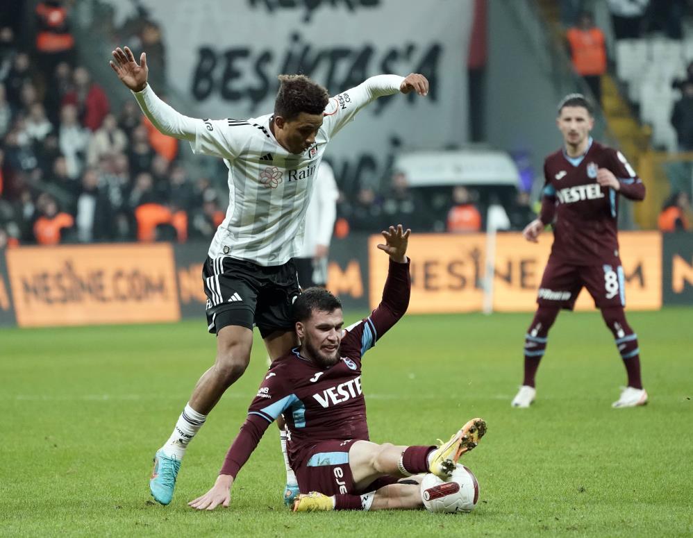 Spor yazarları Beşiktaş - Trabzonspor maçını değerlendirdi! Al birini vur ötekine