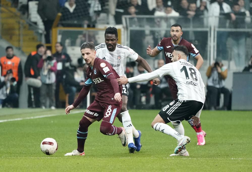 Spor yazarları Beşiktaş - Trabzonspor maçını değerlendirdi! Al birini vur ötekine